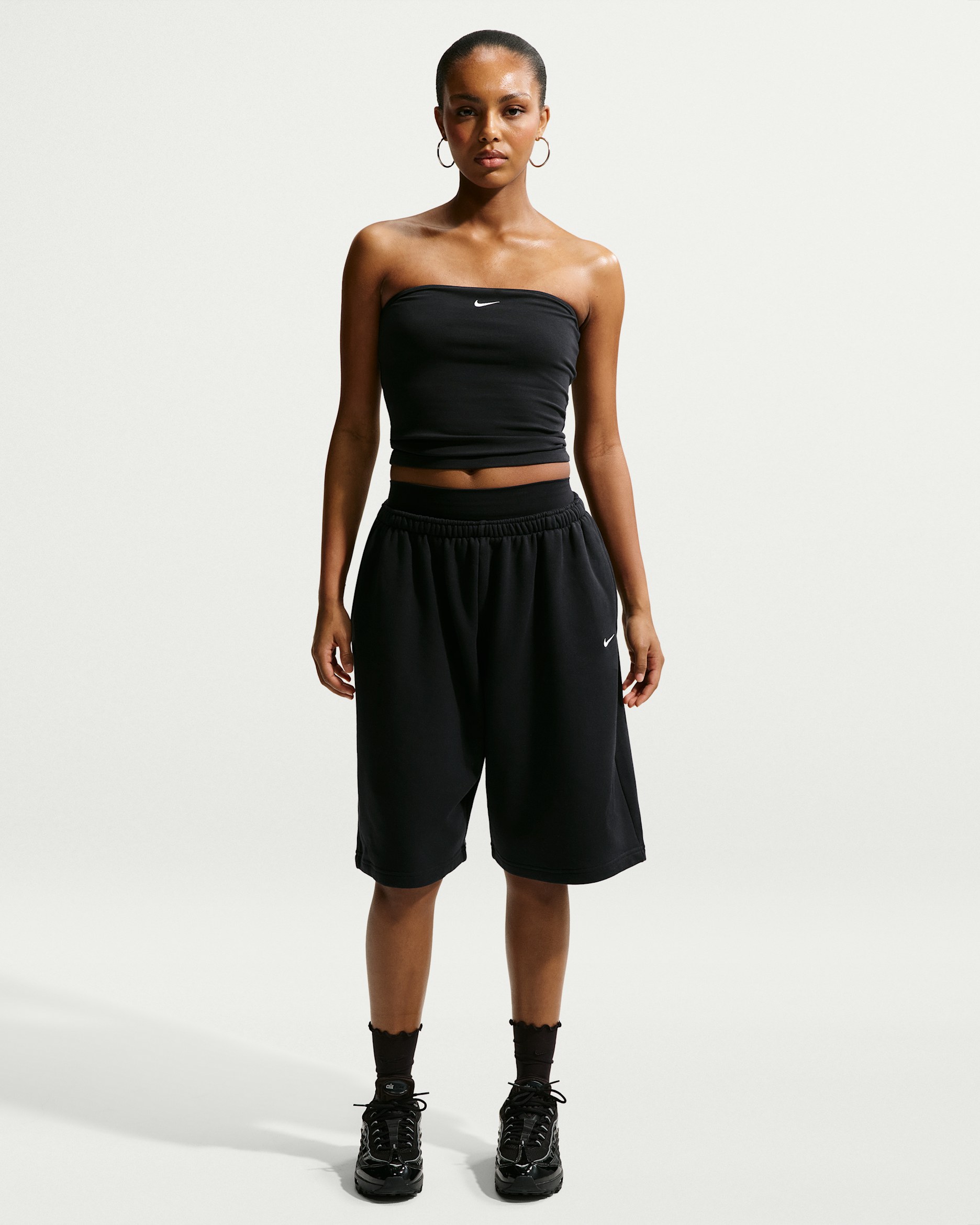 Nike Sportswear Women's Oversized Mid-Rise French Terry Bermuda